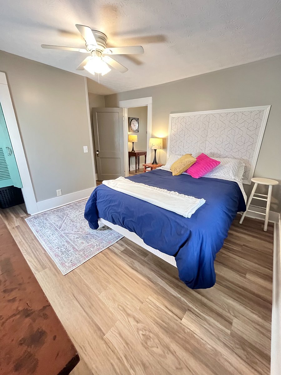 Queen bed bedroom with roomy closet and laundry nook.