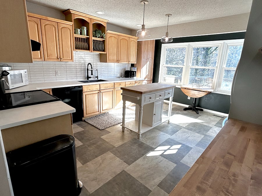 Furnished Finder property 627181_2 photo 8
