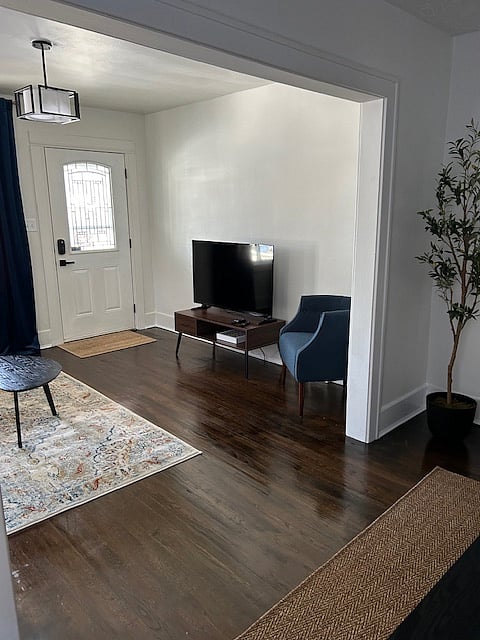 Furnished Finder property 627306_1 photo 7