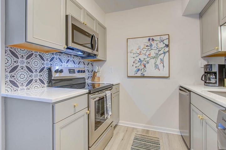 Furnished Finder property 627425_1 photo 11