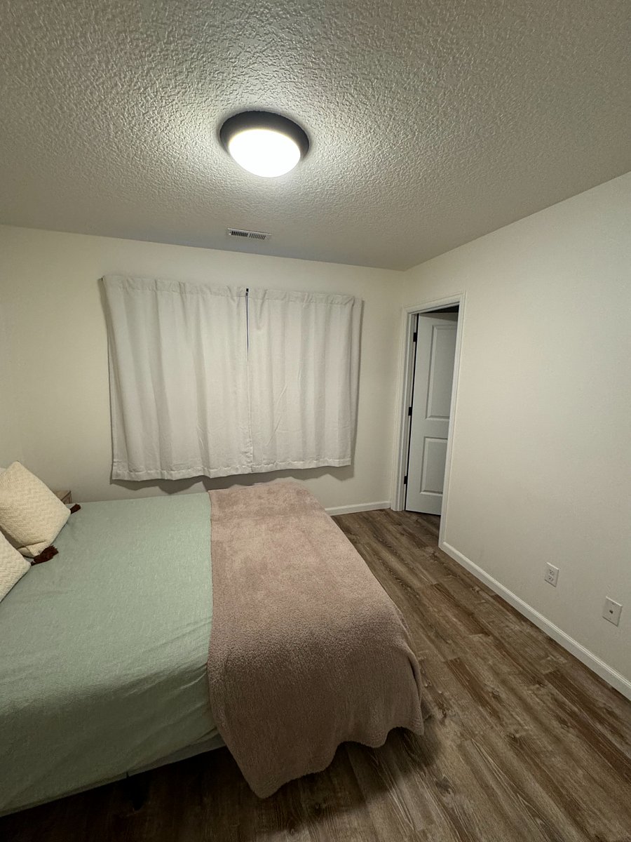 Furnished Finder property 627495_1 photo 17