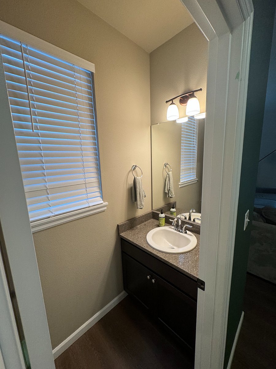 Furnished Finder property 627495_1 photo 24