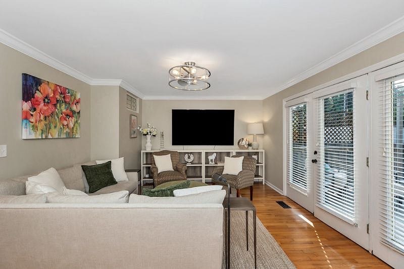 Furnished Finder property 627585_1 photo 18