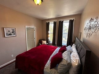 Furnished Finder property 627589_1 photo 8