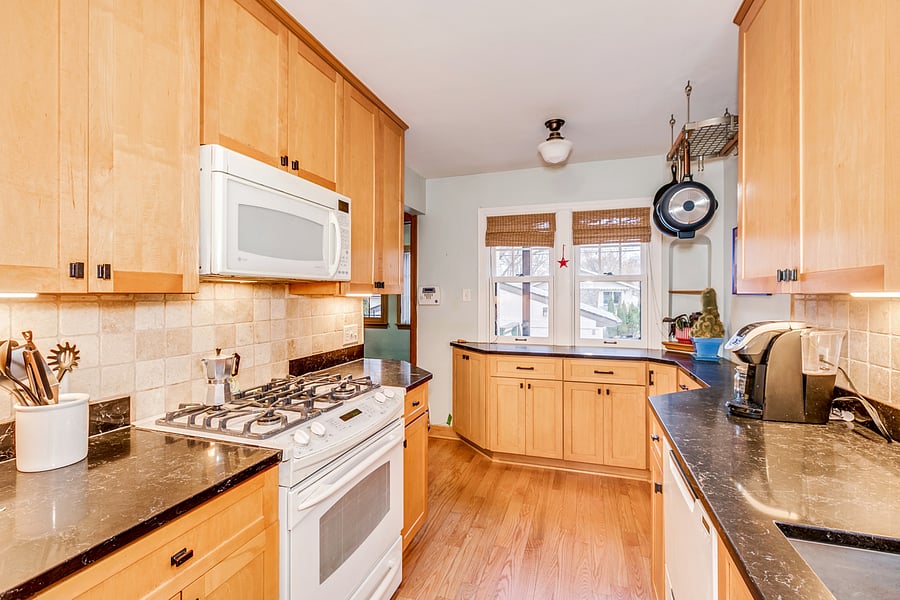 Furnished Finder property 627700_1 photo 8
