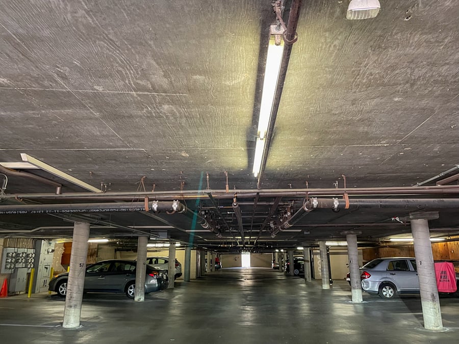 Parking garage