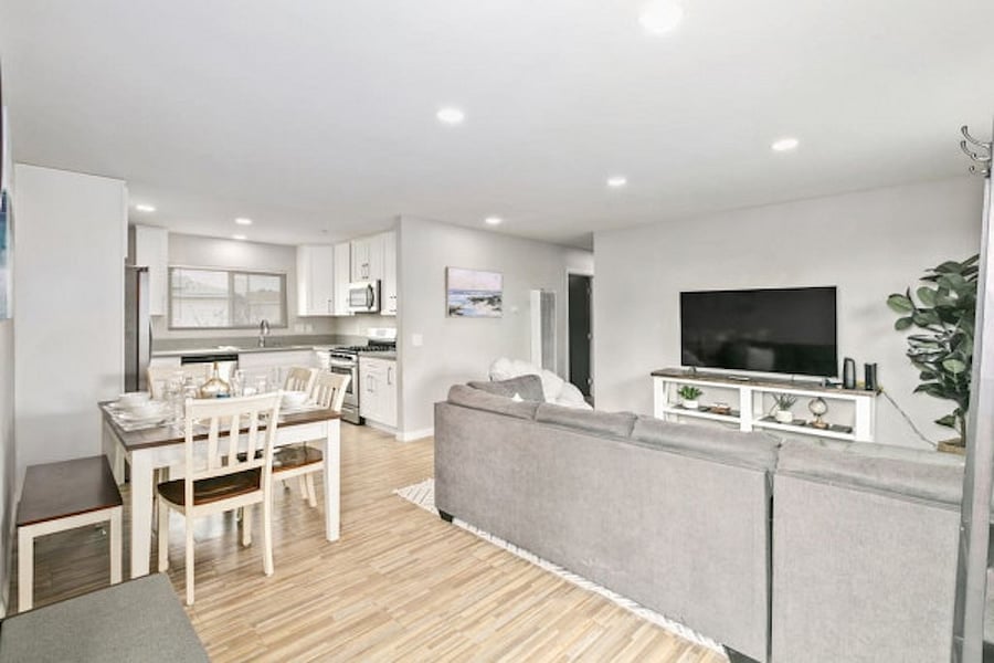 Furnished Finder property 627760_1 photo 3