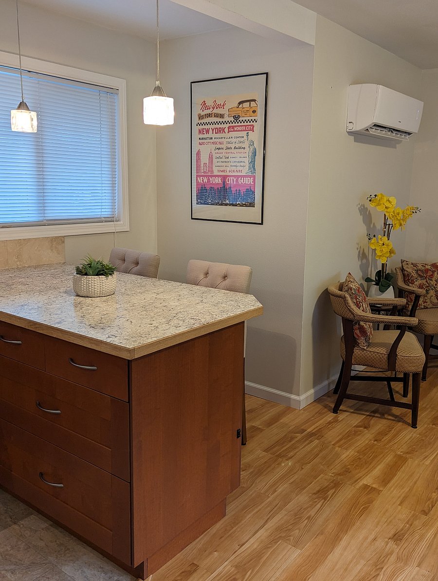 Kitchen Dining Bar table