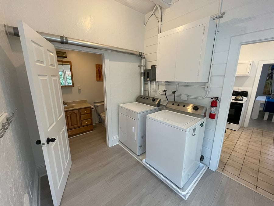 Furnished Finder property 627875_1 photo 25