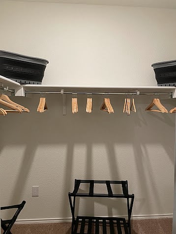Walk-in Closet