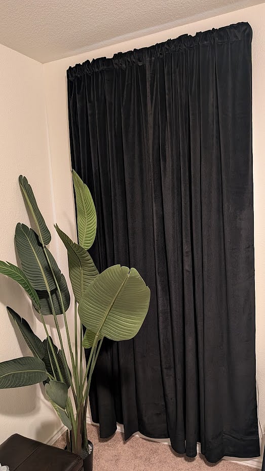 Room 6 The Houston - New blackout curtains