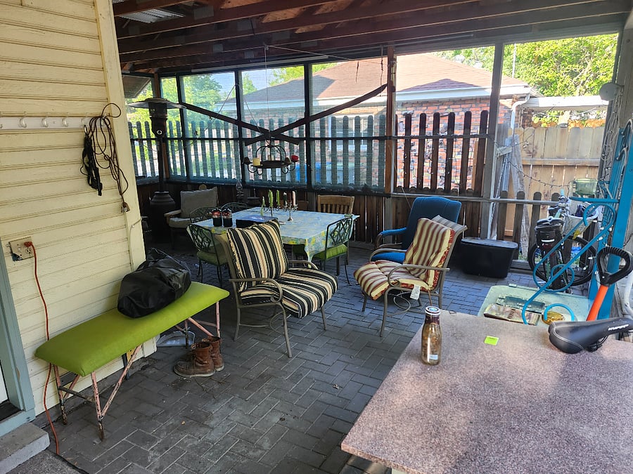 Great covered porch