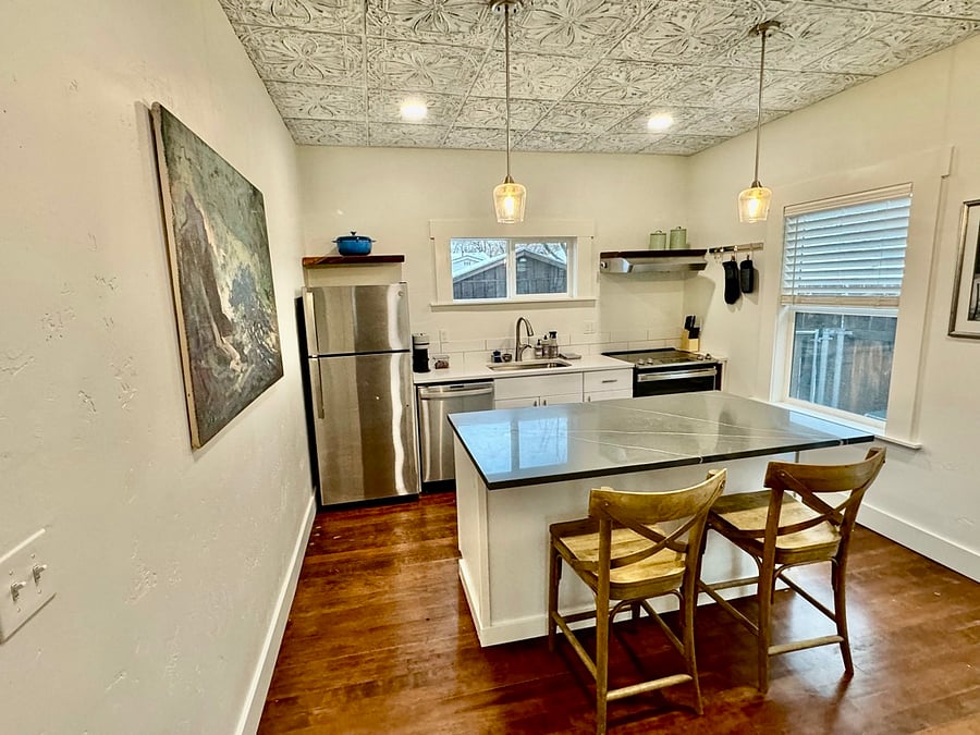 Furnished Finder property 628050_1 photo 4
