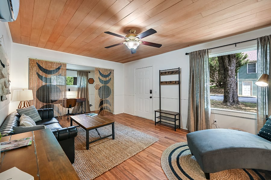 Furnished Finder property 628052_1 photo 12