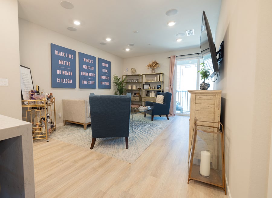 Furnished Finder property 628105_1 photo 18