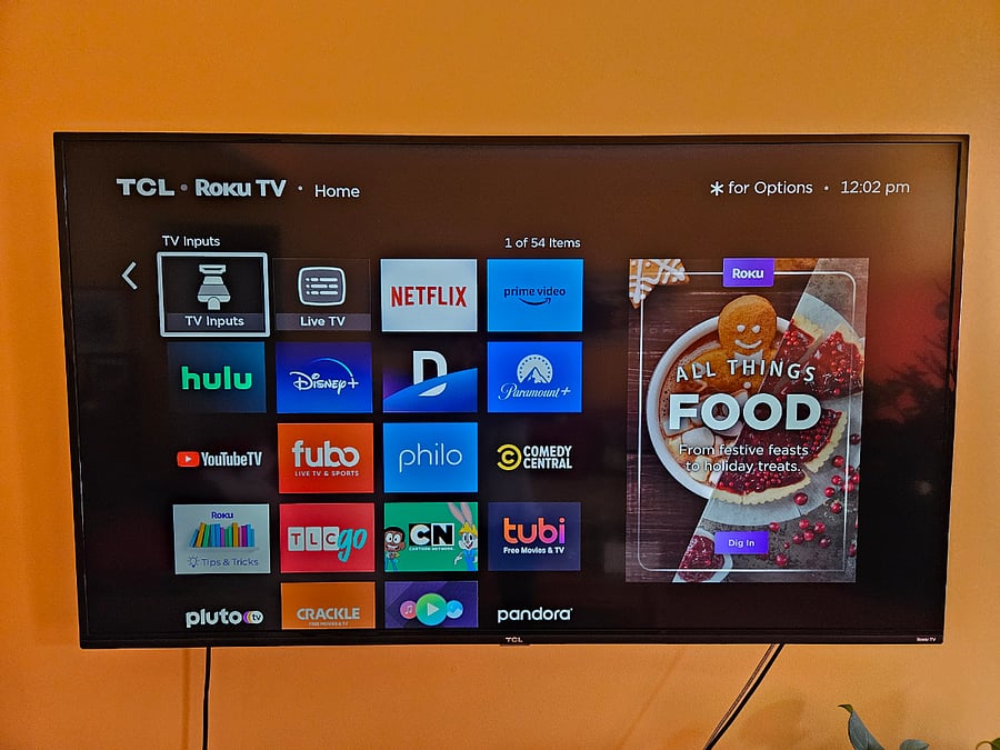 Channels available on the smart tv, more in the photos below. 