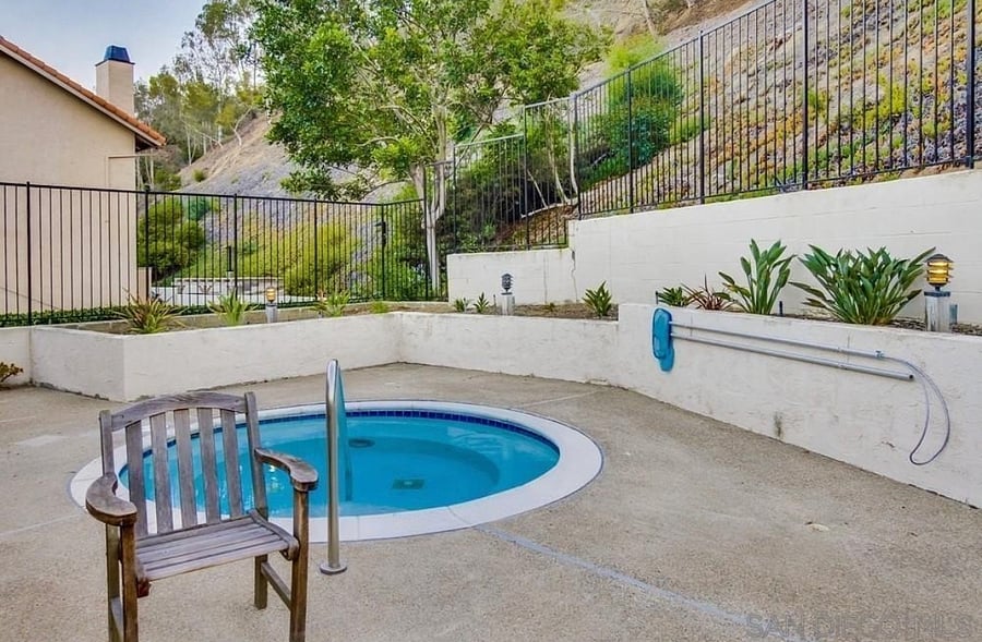 Furnished Finder property 628156_1 photo 22