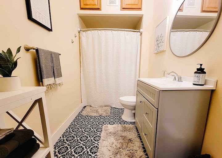 upstairs bathroom