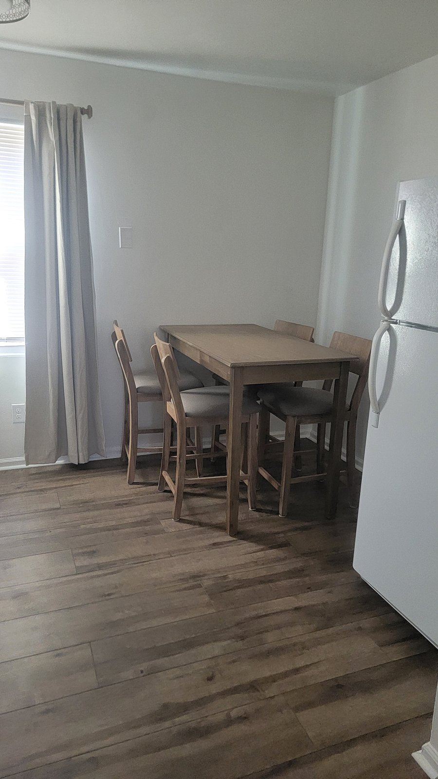 Furnished Finder property 628196_1 photo 6