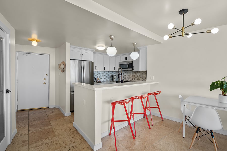 Furnished Finder property 628206_1 photo 3
