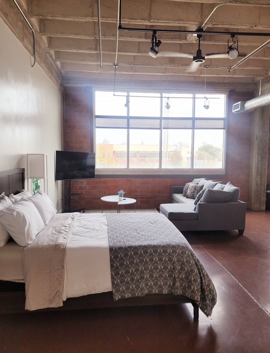 Furnished Finder property 628223_1 photo 3