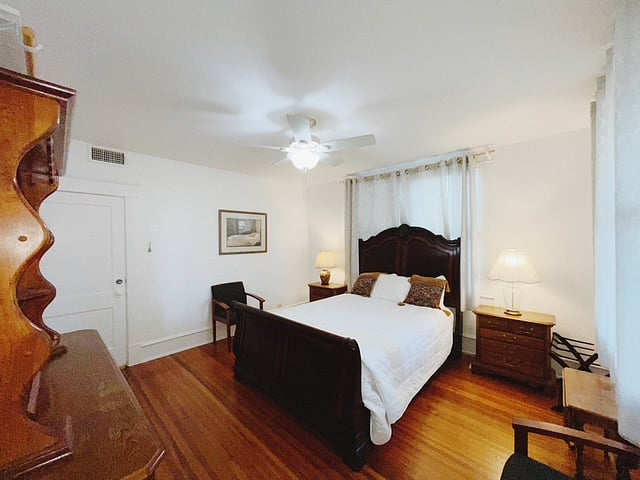 Furnished Finder property 628244_1 photo 4