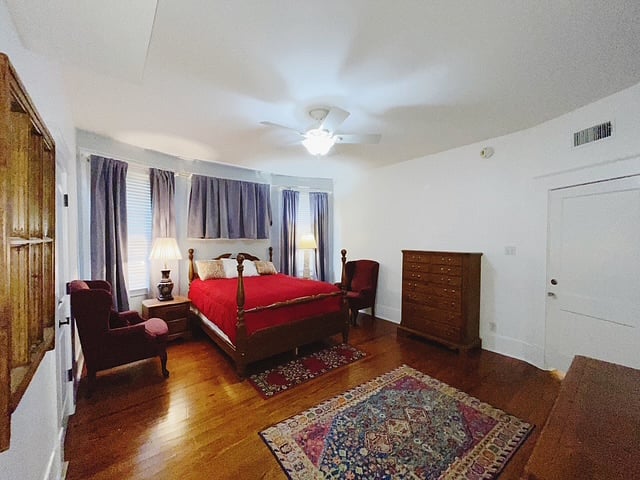 Furnished Finder property 628244_1 photo 7
