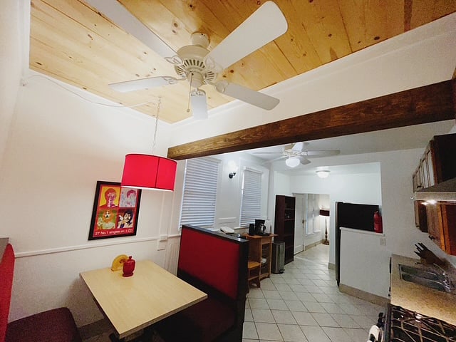 Furnished Finder property 628244_1 photo 9