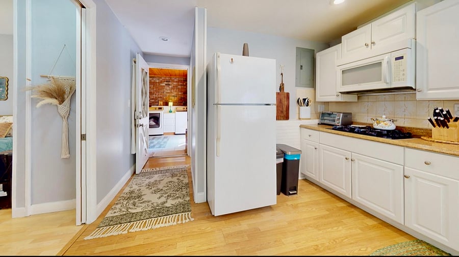 Furnished Finder property 628270_1 photo 25