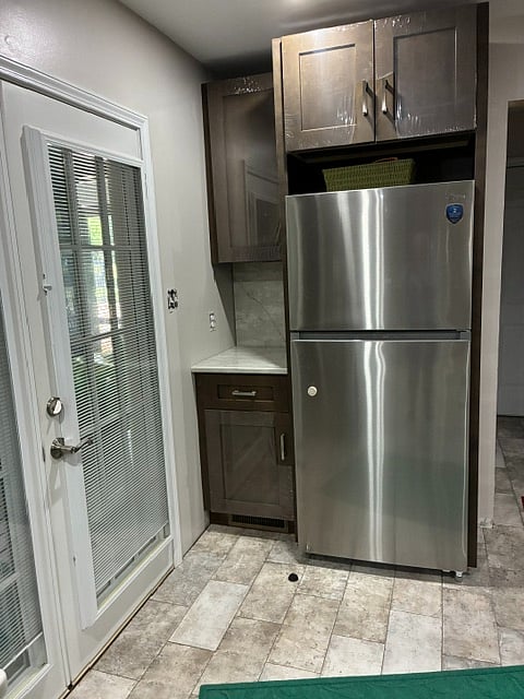 New private refrigerator
