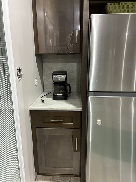 Individual coffee / blender area