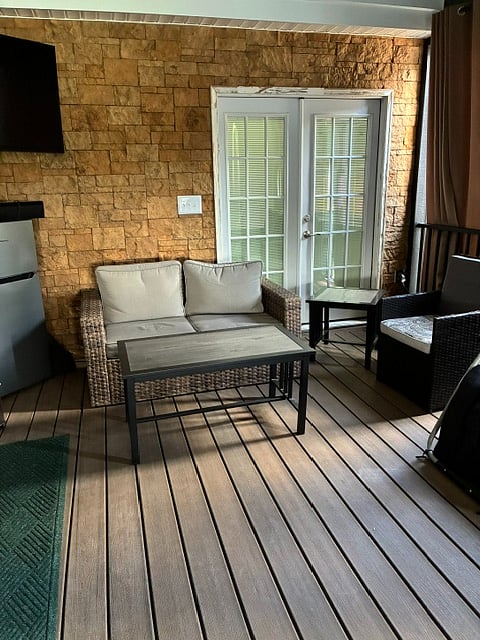 Screened in patio