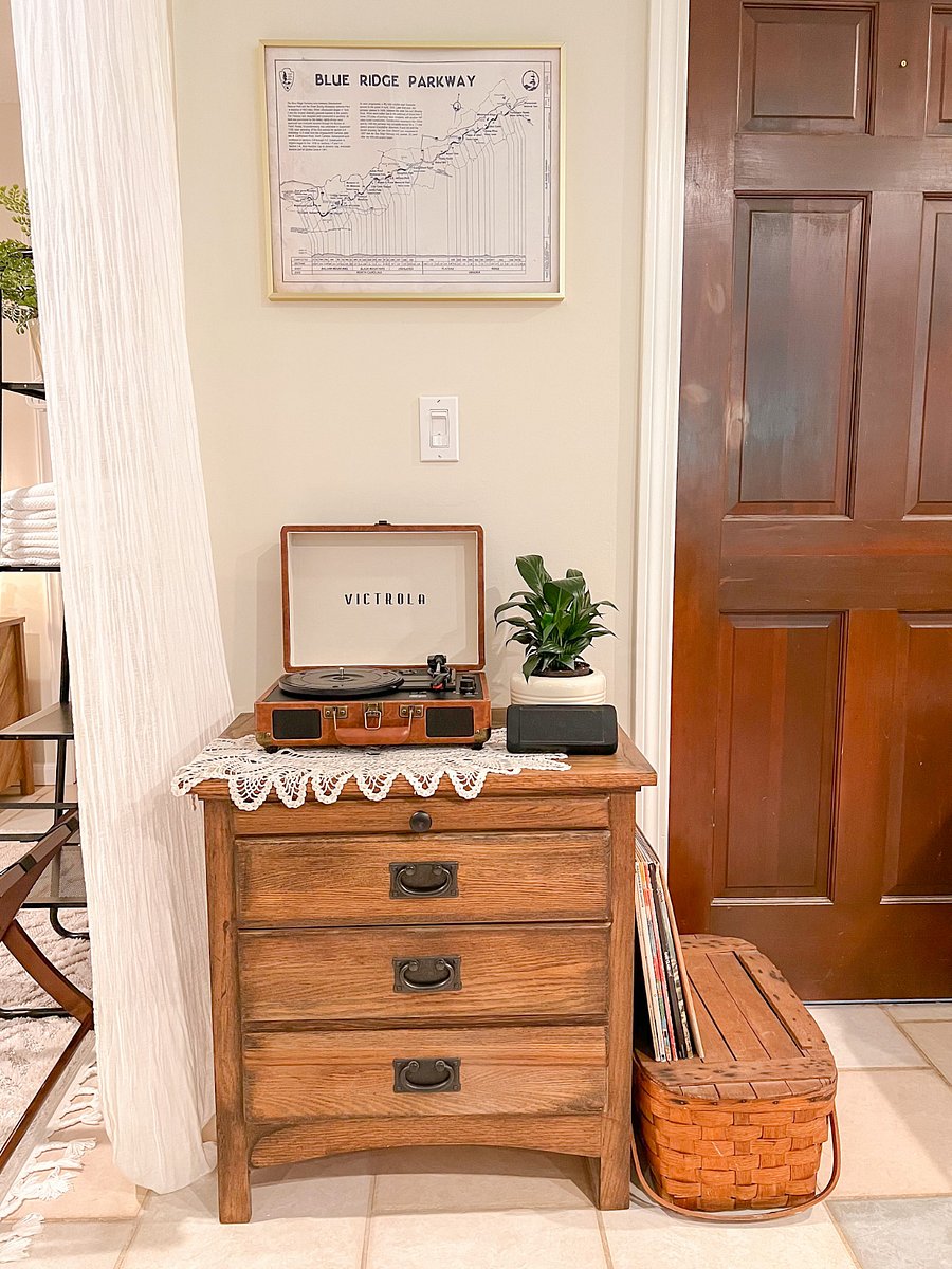 Record player, board games, and a bluetooth speaker to keep you entertained.