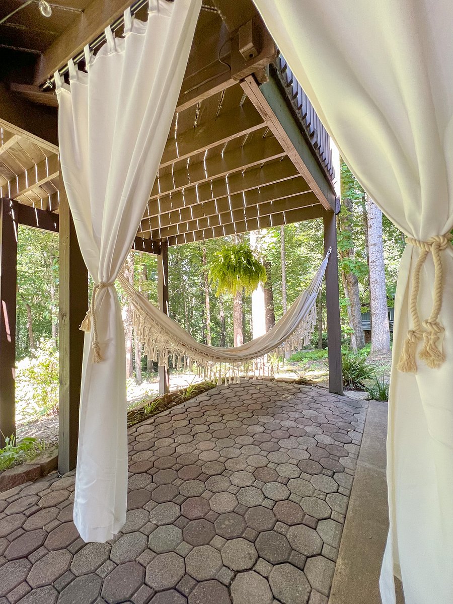 Hammock for relaxing when the weather is nice.