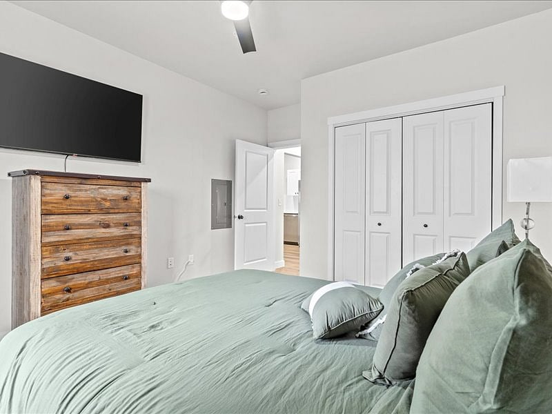 Furnished Finder property 628355_1 photo 12