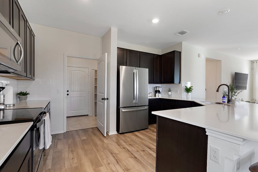Furnished Finder property 628369_1 photo 21