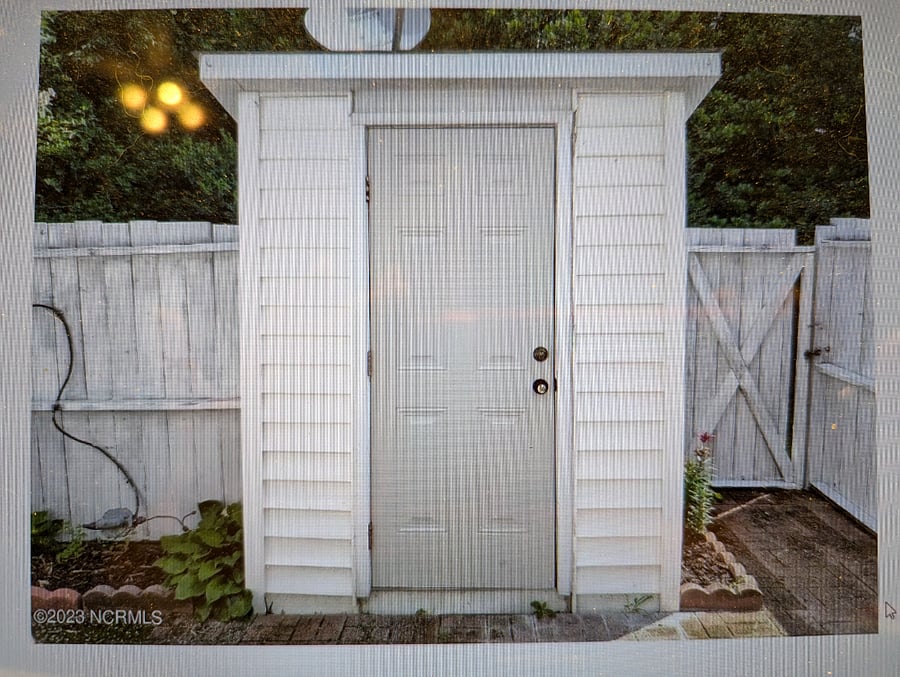 Furnished Finder property 628376_1 photo 15