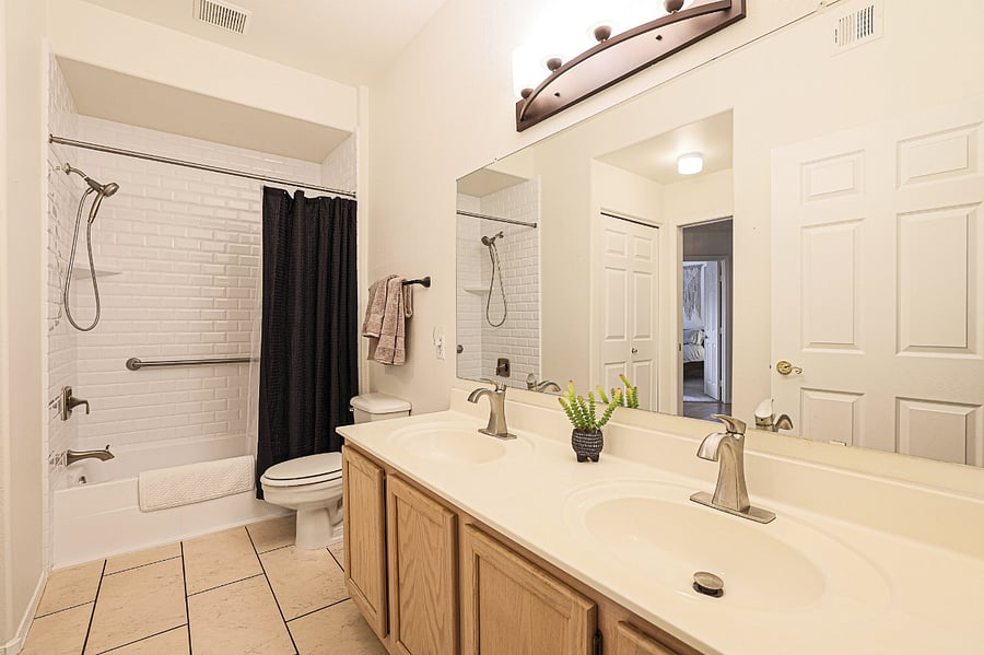 Furnished Finder property 628397_1 photo 24