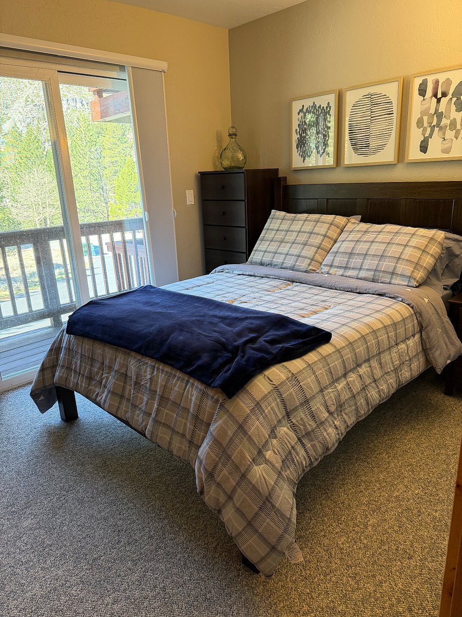 Furnished Finder property 628400_1 photo 3