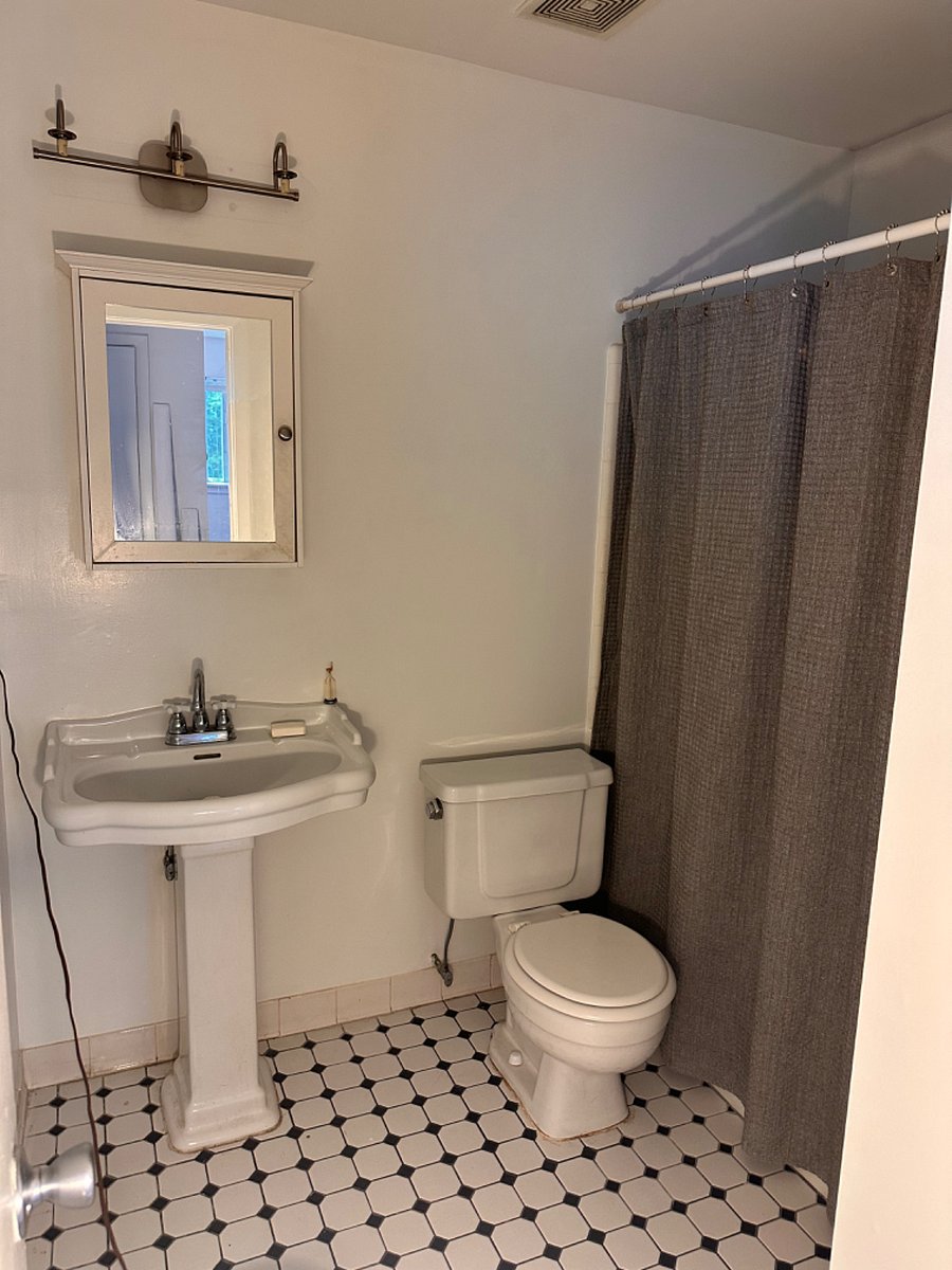 Furnished Finder property 628402_1 photo 6