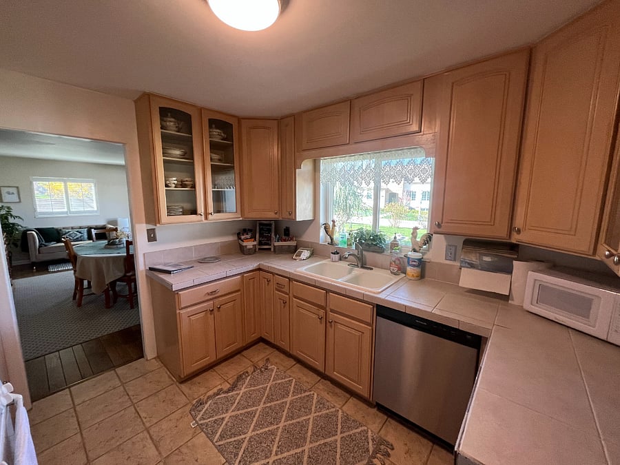 Furnished Finder property 628421_1 photo 3