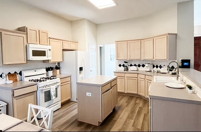 Furnished Finder property 628429_1 photo 5
