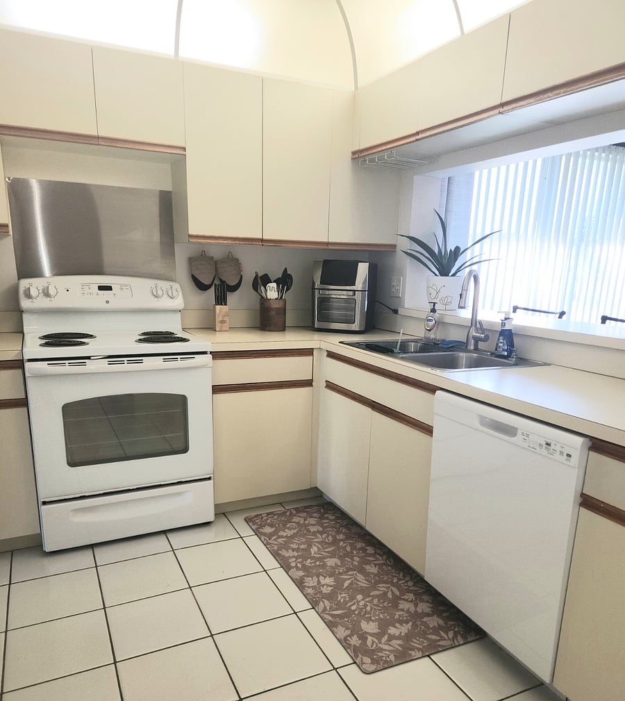 Furnished Finder property 628474_1 photo 8