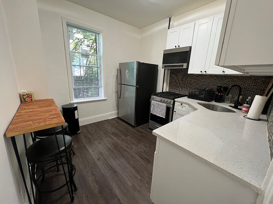 Furnished Finder property 628478_2 photo 7