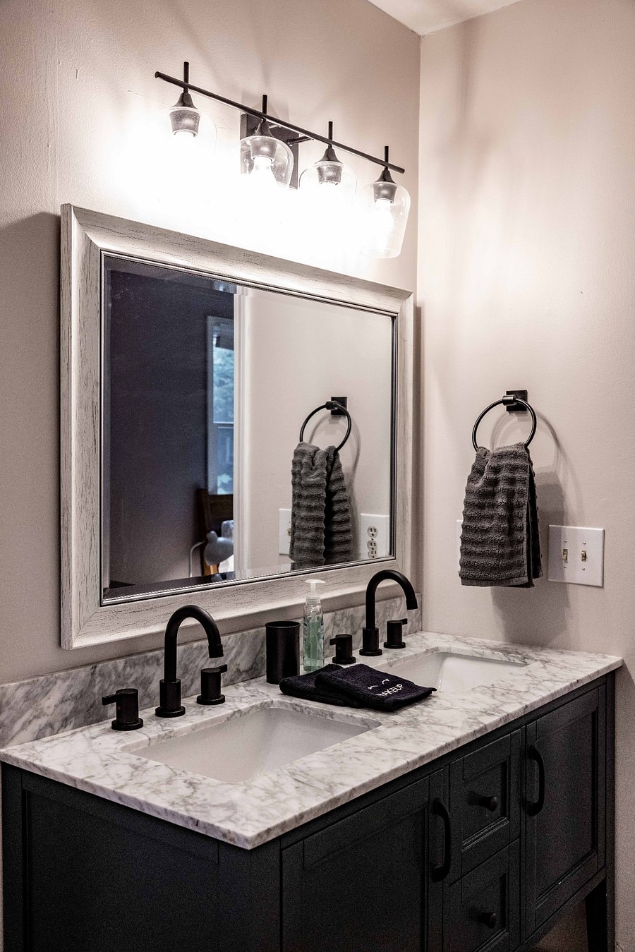 Furnished Finder property 628494_1 photo 12