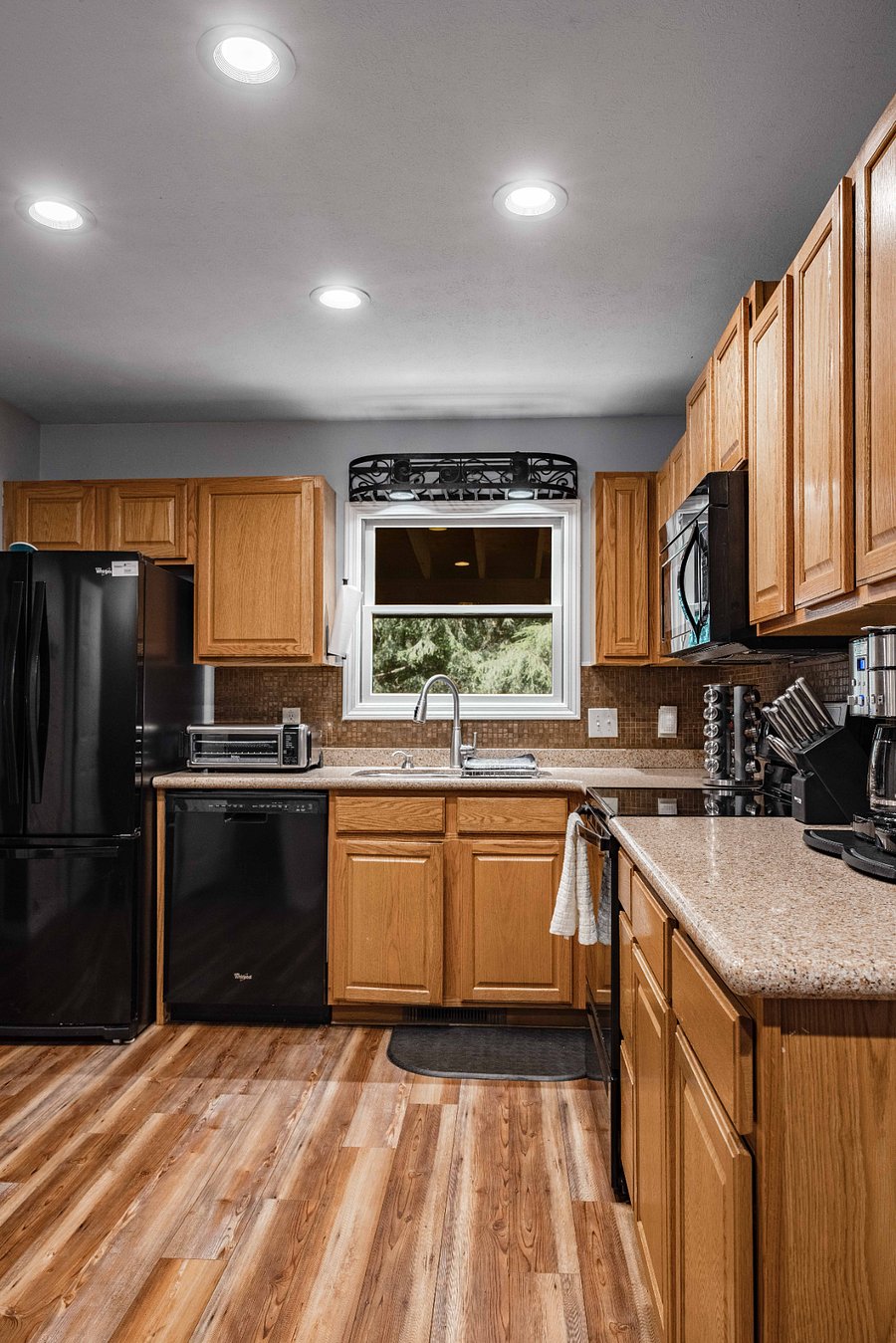 Furnished Finder property 628494_1 photo 9