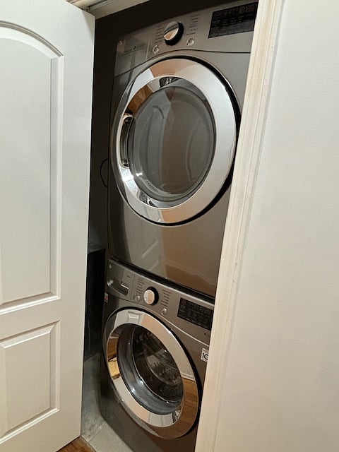 new washer and dryer in unit