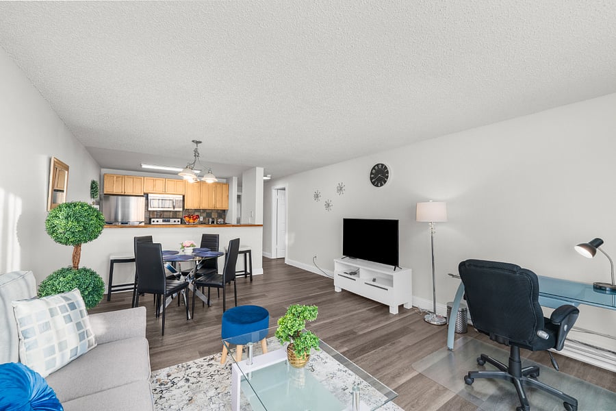 Open concept Living, dining, & kitchen areas