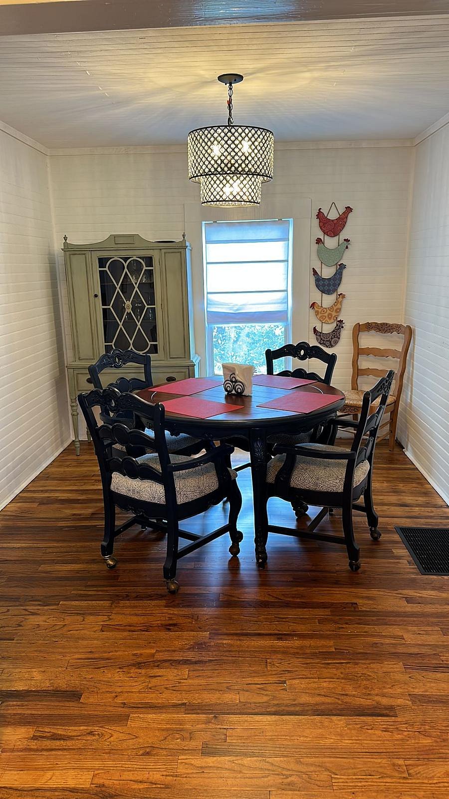 Furnished Finder property 628547_1 photo 3