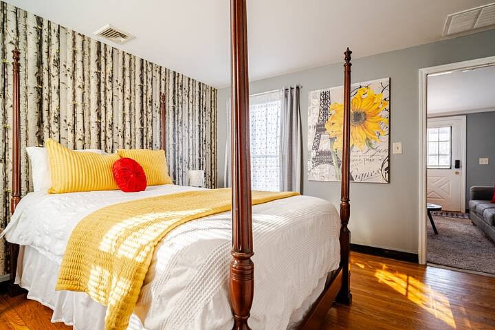 Furnished Finder property 628557_1 photo 2